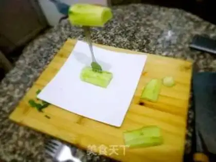 Make Flying noodles step 4