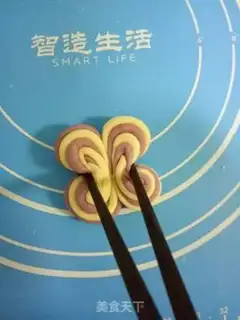Make Double butterflies step 10