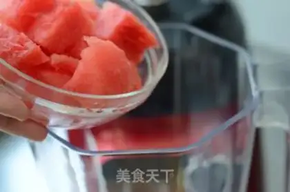 Make Pineapple melon juice step 1