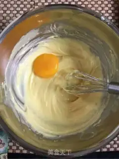 Make French caramel almond step 2