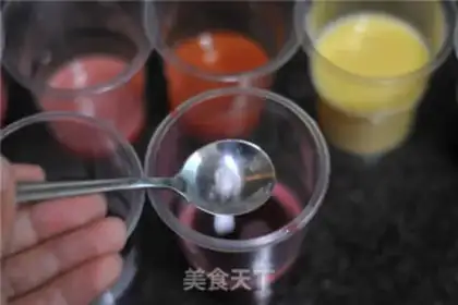 Make Vegetable juice rainbow donuts step 14
