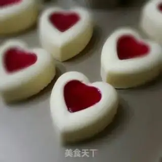 Make White chocolate mousse step 17
