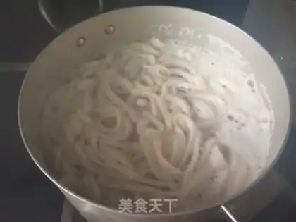 Make Beef hand noodles step 12