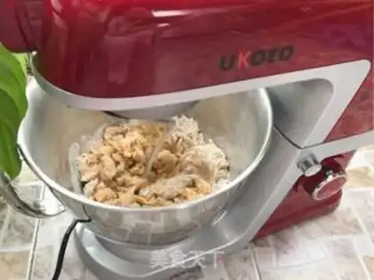 Make Chinese pumpkin toast step 2