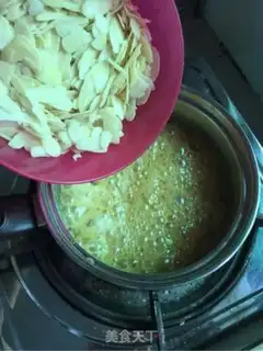Make French caramel almond step 10
