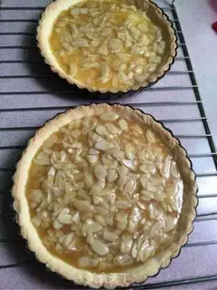 Make French caramel almond step 11
