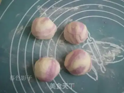 Make Purple garlic bean pie step 10
