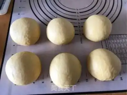 Make Chinese pumpkin toast step 10