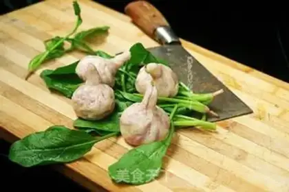 Make Purple garlic bean pie step 14