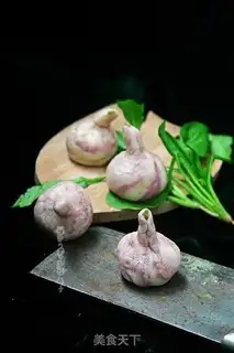 Make Purple garlic bean pie step 16