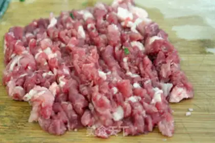 Make Soybeans pork dumplings step 5