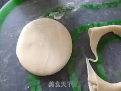 Make Fresh dumplings step 3