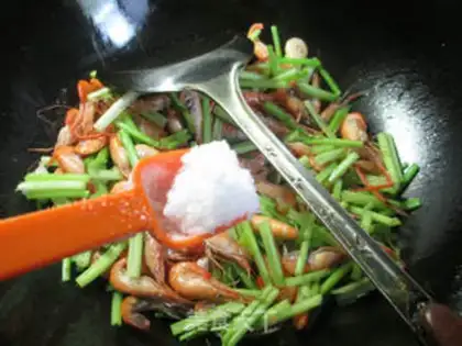 Make Celery and shrimp step 4
