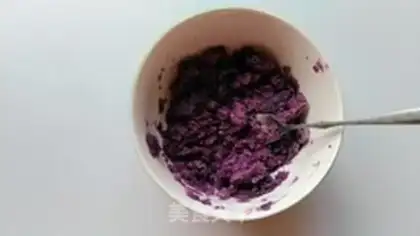 Make A mini bag of potato coconuts step 1