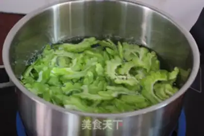 Make A cold, bitter melon step 3
