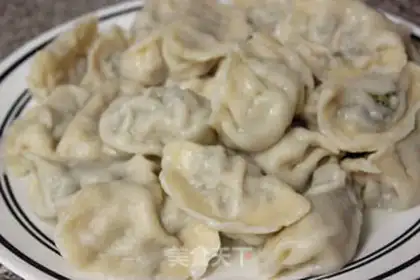 Make Soybeans pork dumplings step 11