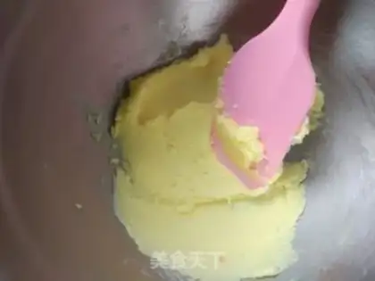 Make I miss frosting cookies step 1