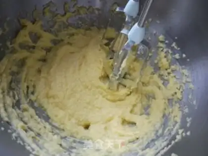 Make I miss frosting cookies step 3