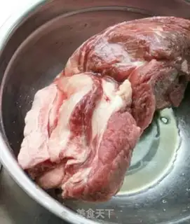 Make Cream beef noodles step 0