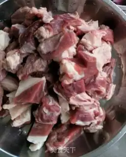 Make Cream beef noodles step 1