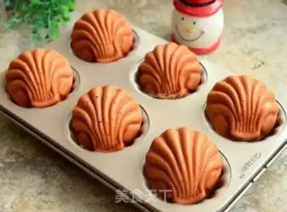 Make Light cream cake step 12