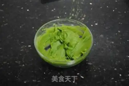 Make A bouquet cake step 16
