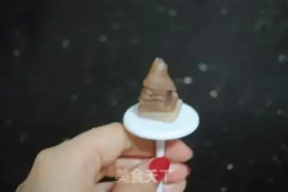 Make A bouquet cake step 19