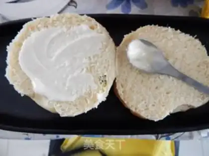 Make Piggy burgers, lettuce step 13