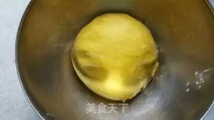 Make Yellow pumpkin bread step 5