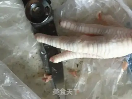 Make Curry chicken claws step 0