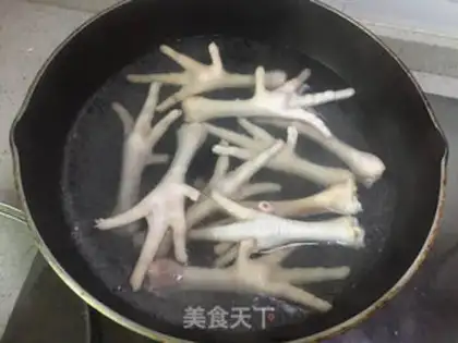 Make Curry chicken claws step 2