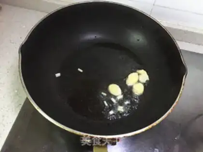 Make Curry chicken claws step 3