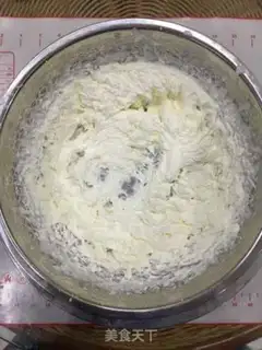 Make Rose vortex cake step 13
