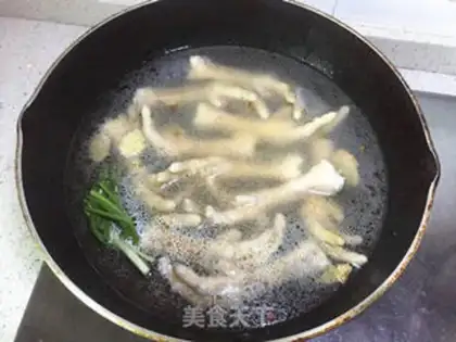 Make Curry chicken claws step 6