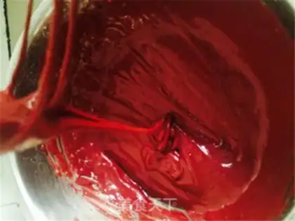 Make Red velvet naked cake step 2