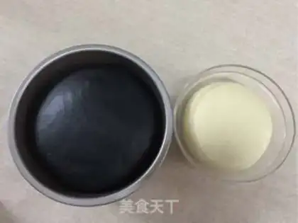 Make Mickey and Minnie step 3