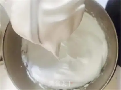 Make Red velvet naked cake step 3