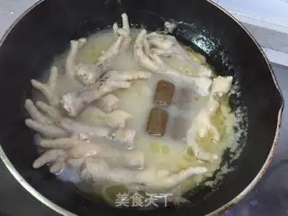 Make Curry chicken claws step 8