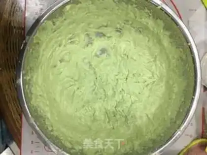 Make Rose vortex cake step 19