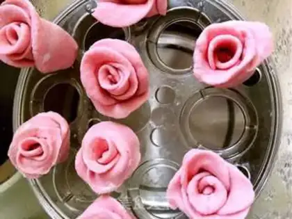 Make Pink roses step 12