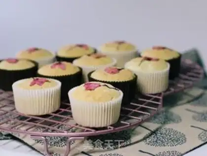 Make Cherry Angel Cupcake step 13