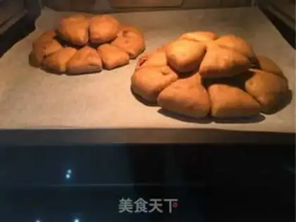 Make walnut plum buns step 10