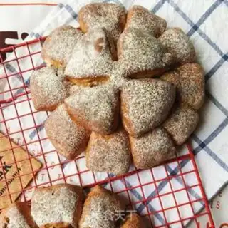 Make walnut plum buns step 13