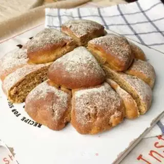 Make walnut plum buns step 15
