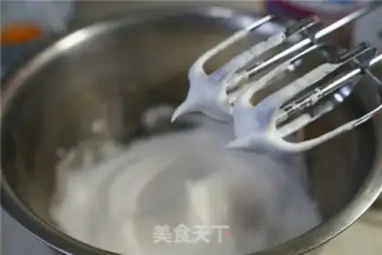 Make Chocolate-free cake step 2