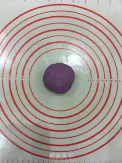 Make The little bread of the potato flower step 9