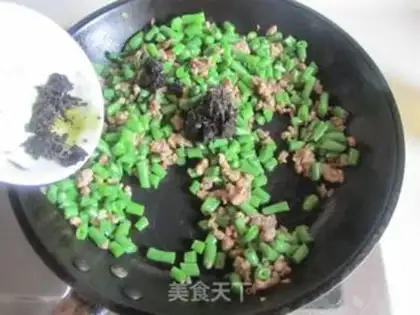 Make Meatloaf olives step 8