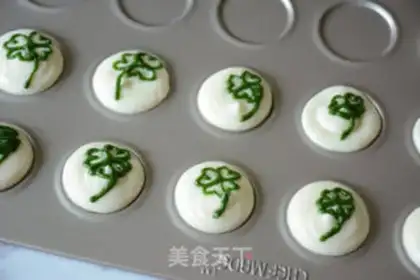 Make ♪ Four-leaf mini Macalon ♪ step 5