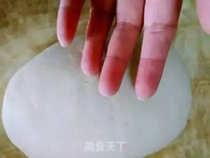 Make Hot noodles box step 2