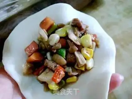 Make Hot noodles box step 5
